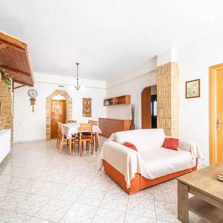 Villa Theo Маратиас Экстерьер фото
